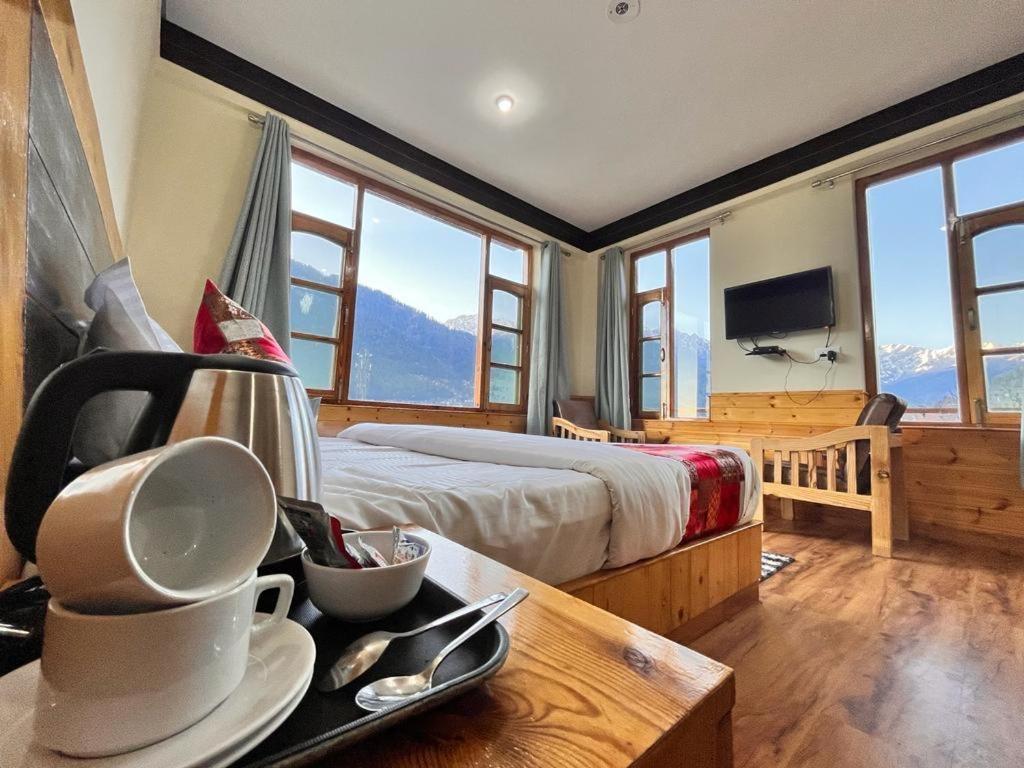 Готель The Rohtang Chalet Маналі Екстер'єр фото
